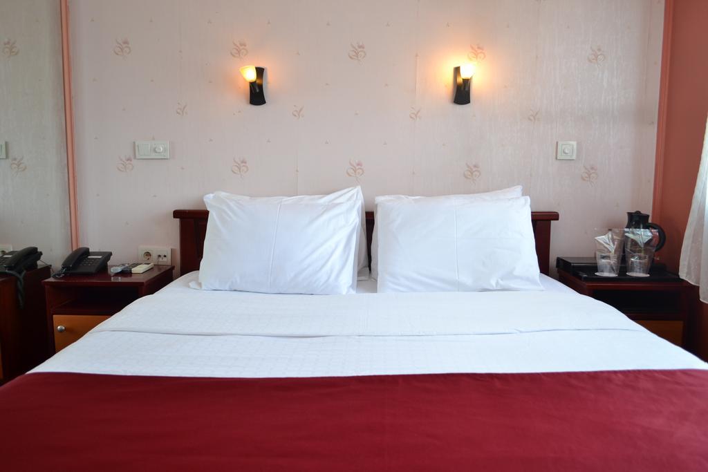 סקופיה Hotel Super 8 מראה חיצוני תמונה