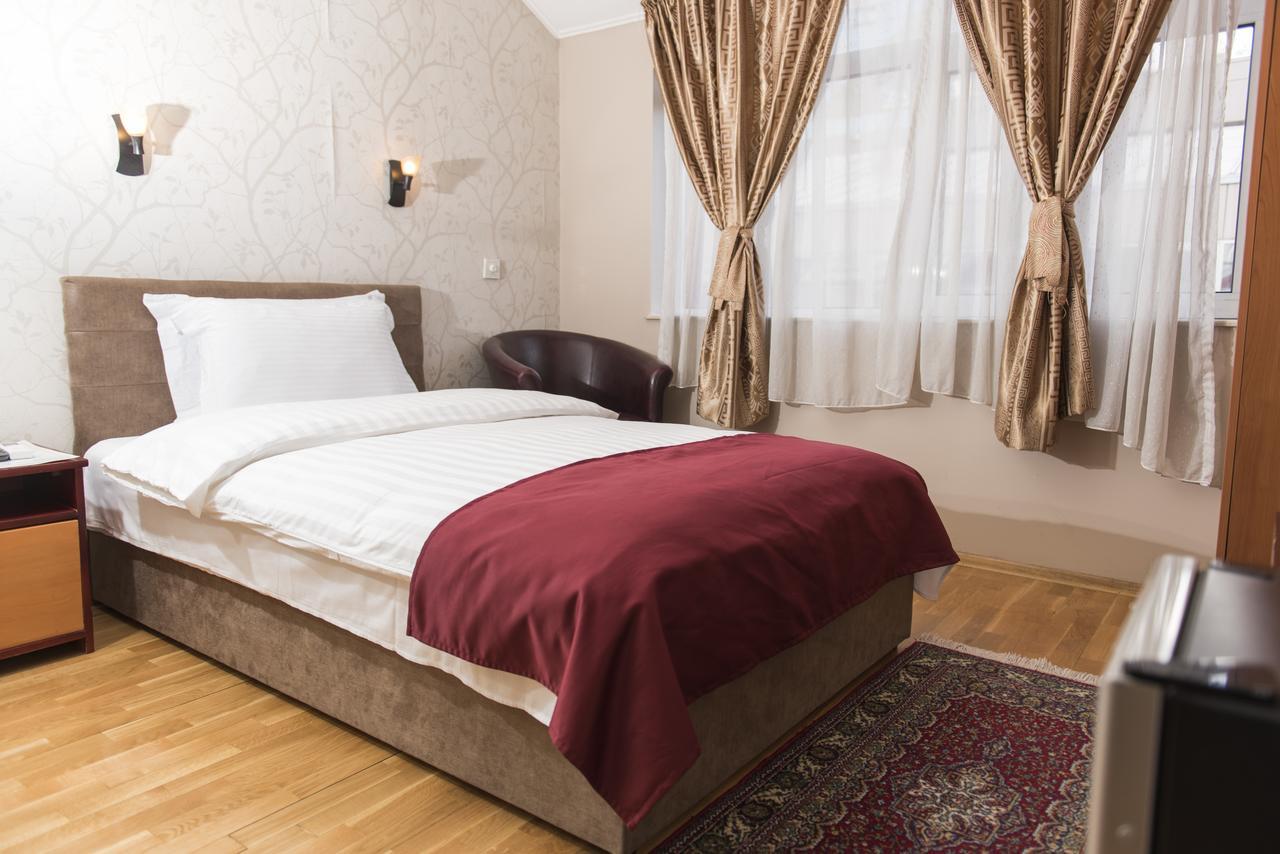 סקופיה Hotel Super 8 מראה חיצוני תמונה