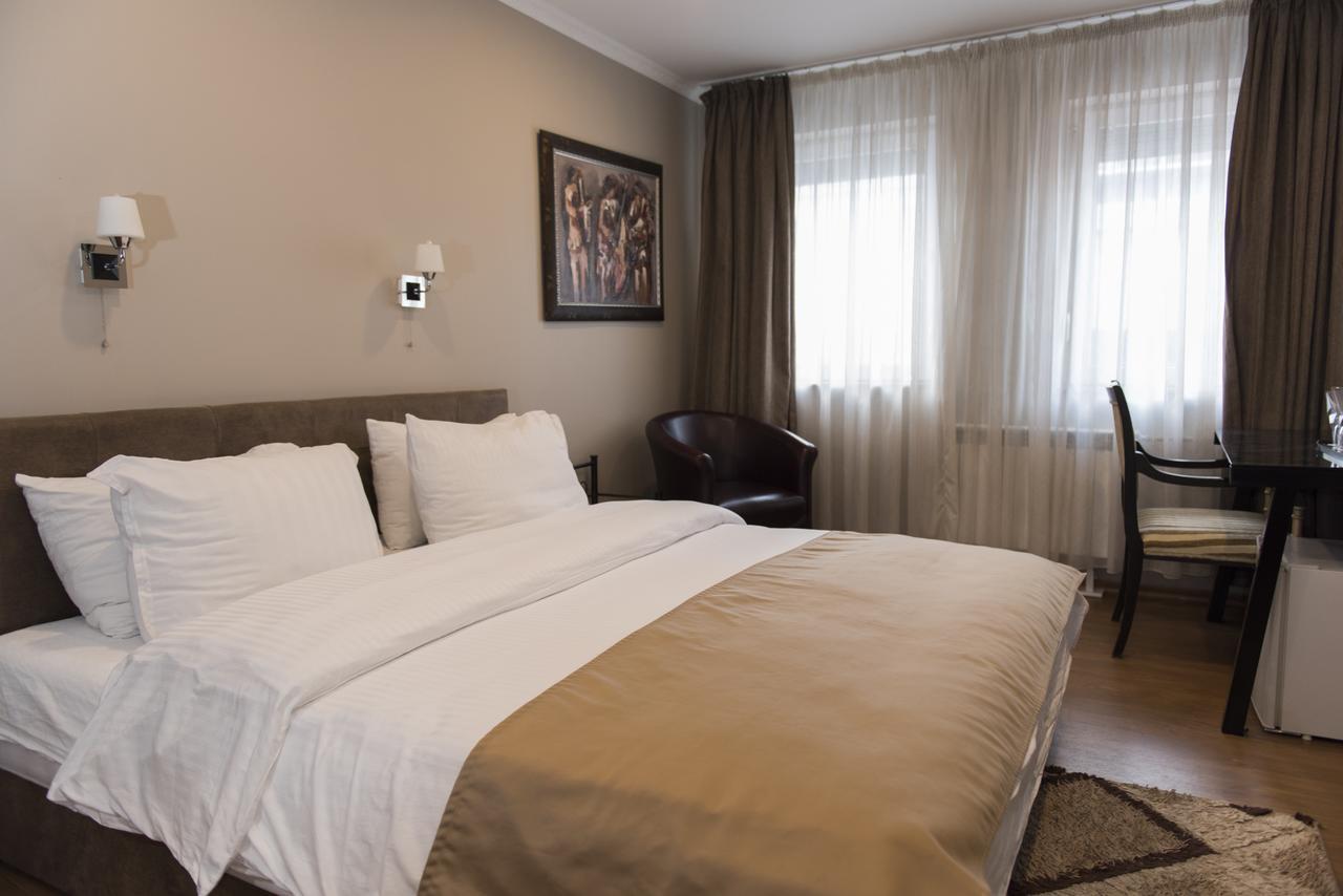 סקופיה Hotel Super 8 מראה חיצוני תמונה