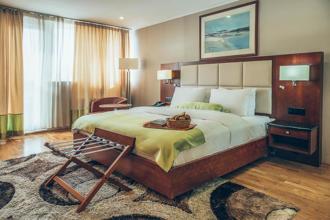 סקופיה Hotel Super 8 מראה חיצוני תמונה