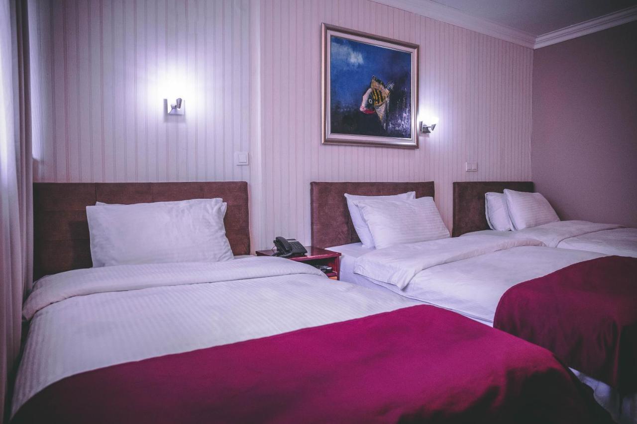 סקופיה Hotel Super 8 מראה חיצוני תמונה